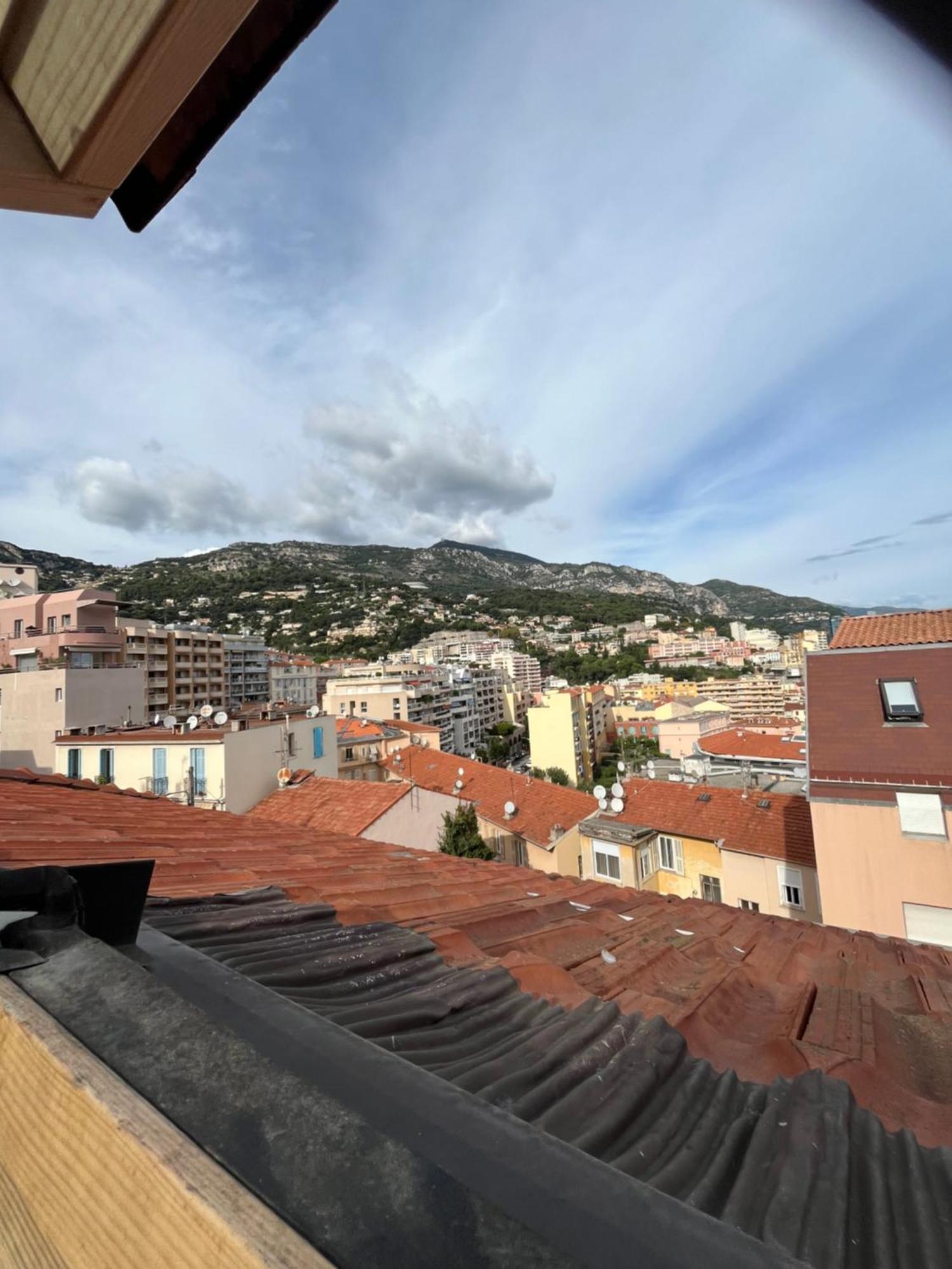 ボーソレイユDuplex A La Frontiere De Monacoアパートメント エクステリア 写真